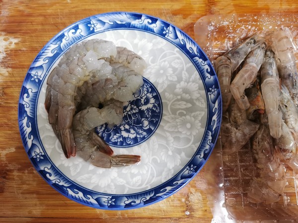 鲜虾金汤白菜的做法步骤:2