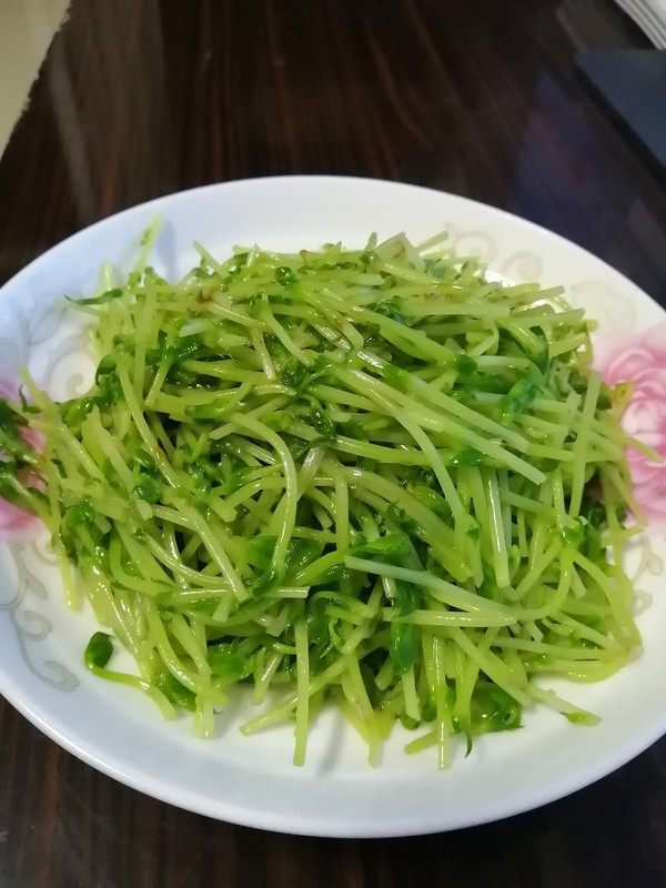 白灼豌豆苗的做法步骤：6