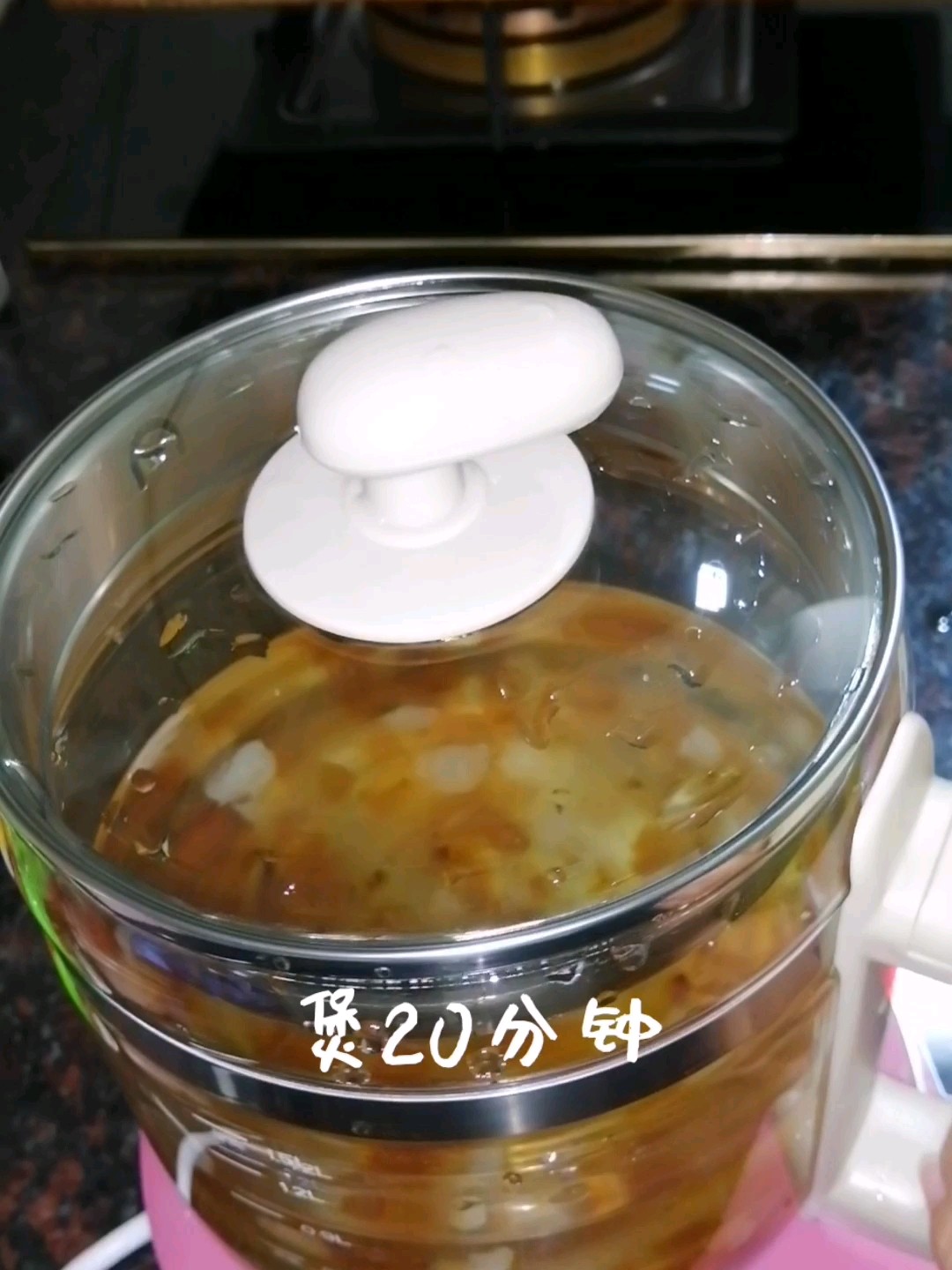 雪燕桃胶糖水的做法步骤：4