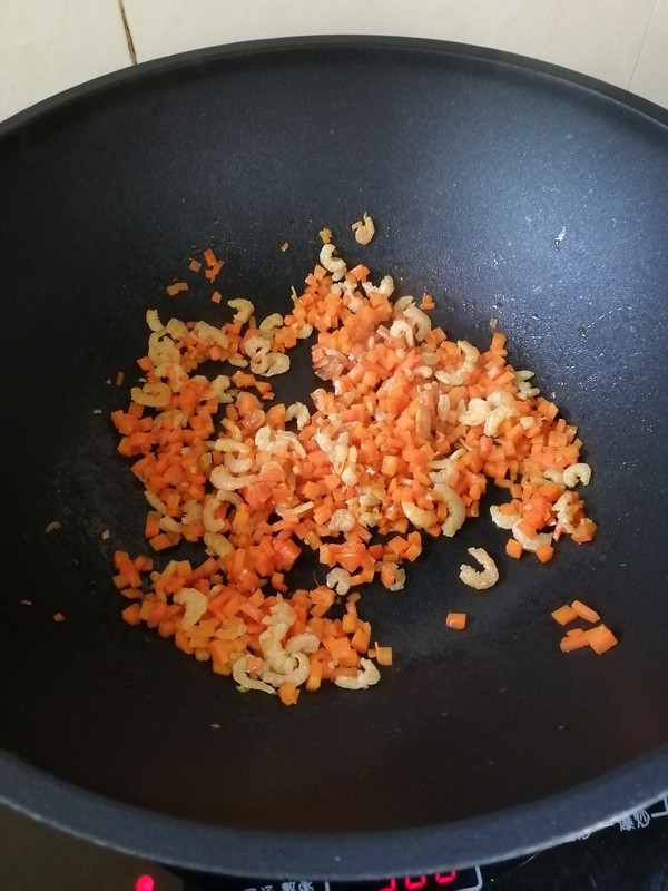 妈妈的味道~~虾仁炒饭的做法步骤：8