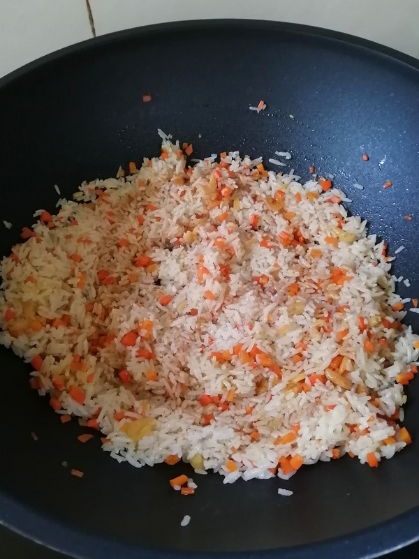 妈妈的味道~~虾仁炒饭的做法步骤：10