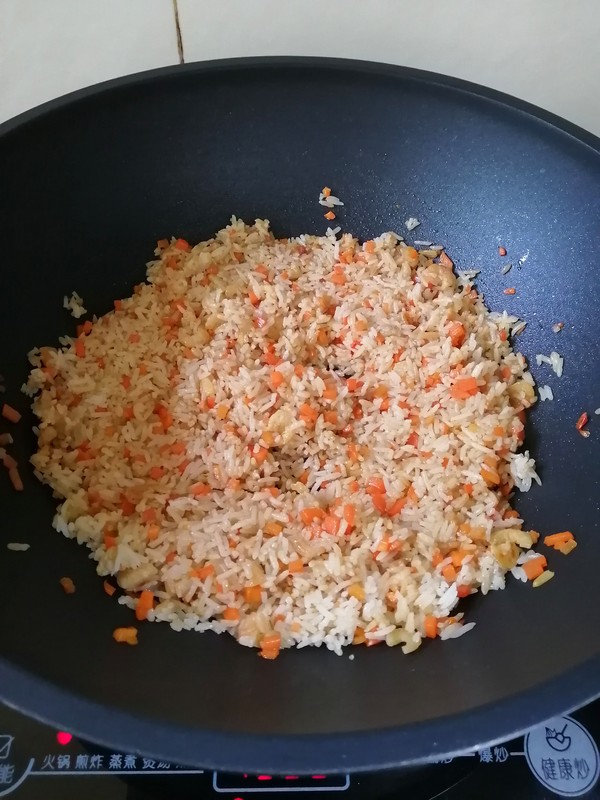 妈妈的味道~~虾仁炒饭的做法步骤：11