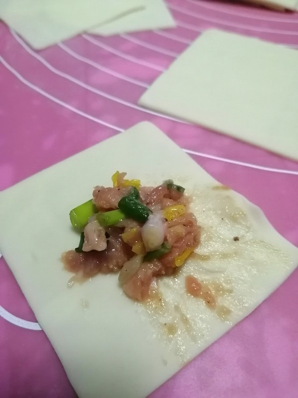 做个应节美食~~元宝馄饨的做法步骤：25