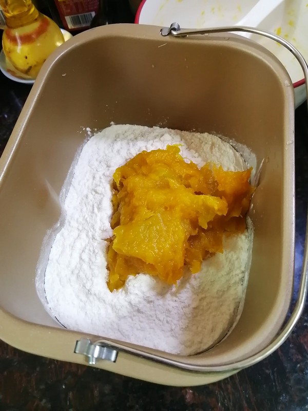 洋葱包子的做法步骤:7