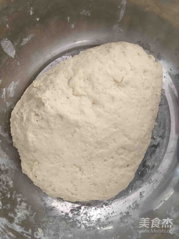 蒜苔鸡蛋虾米五花肉海带包子的做法步骤：19