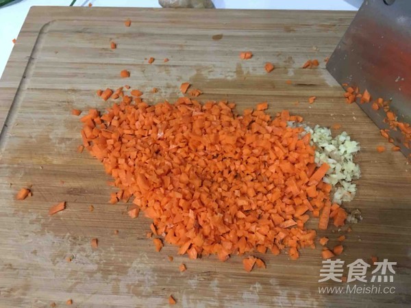 蒜苔鸡蛋虾米五花肉海带包子的做法步骤:19