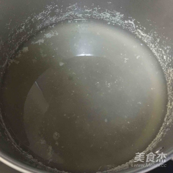 冰糖雪梨的做法步骤:5