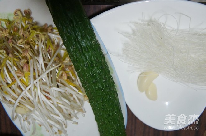凉拌豆芽菜的做法步骤：1