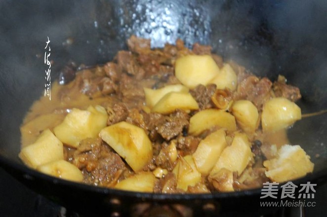 牛肉炖土豆的做法步骤:8