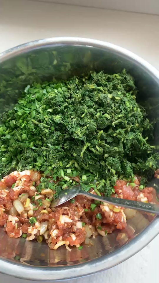 山苜楂海鲜肉包的做法步骤:6