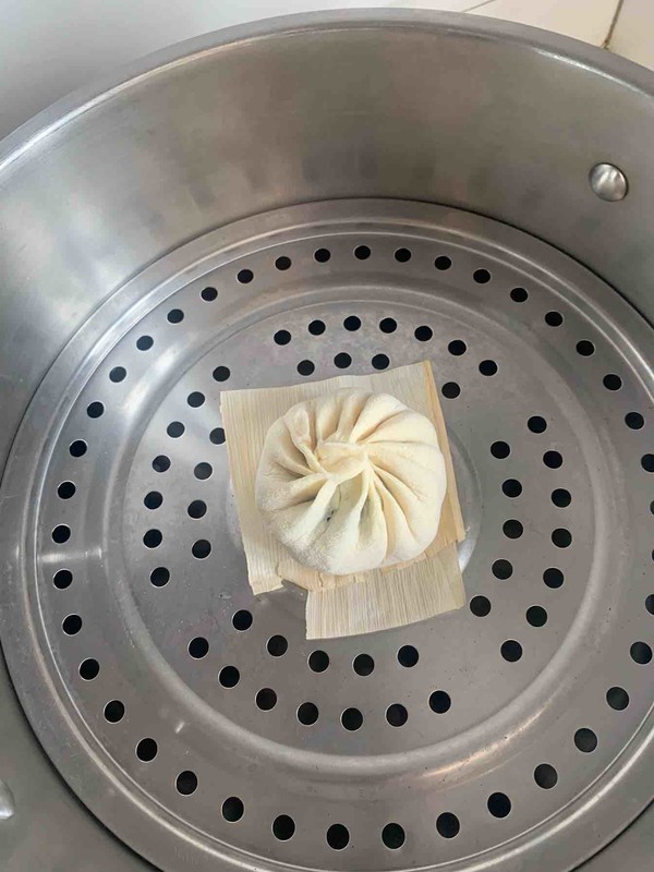 山苜楂海鲜肉包的做法步骤:11