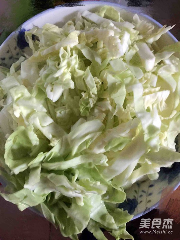 素炒圆白菜的做法步骤：10