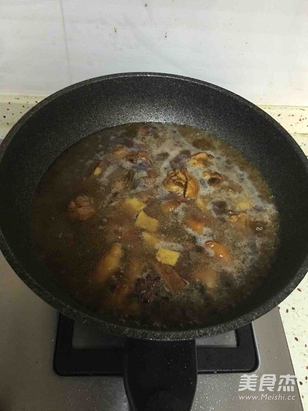 土豆烧鸡块的做法步骤:5