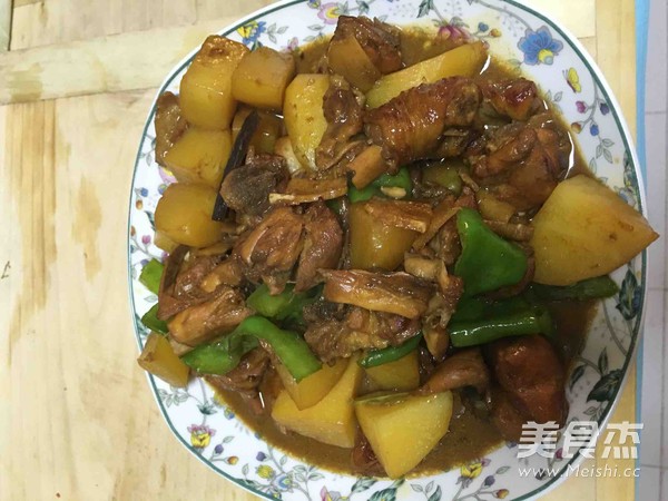 土豆烧鸡块的做法步骤:10