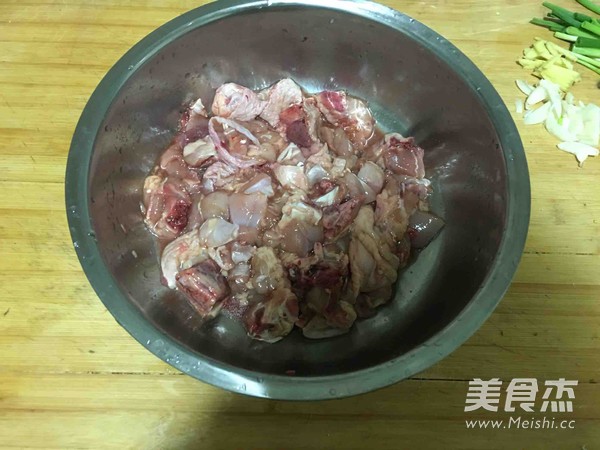 辣子鸡块的做法步骤:3