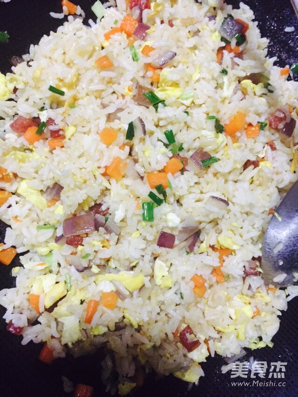 炒饭的做法步骤:5