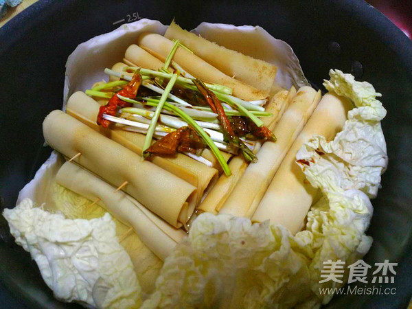 鲜香豆腐卷的做法步骤:5