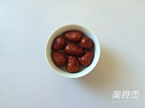 猴头菇鸡腿汤的做法步骤:3