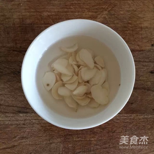 酸奶百合山药的做法步骤:2