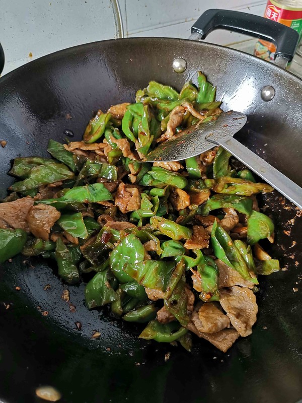 辣椒炒肉的做法步骤:4