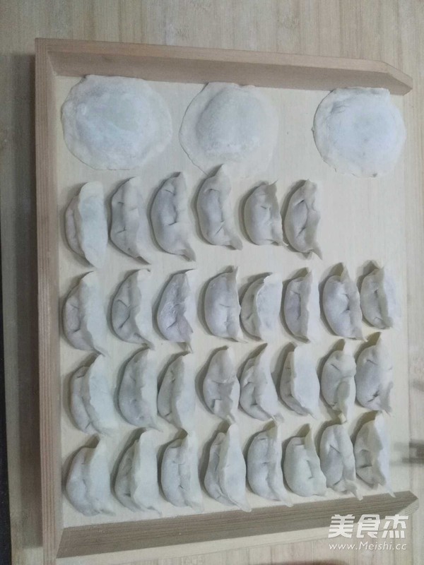 茄子馅饺子的做法步骤：10