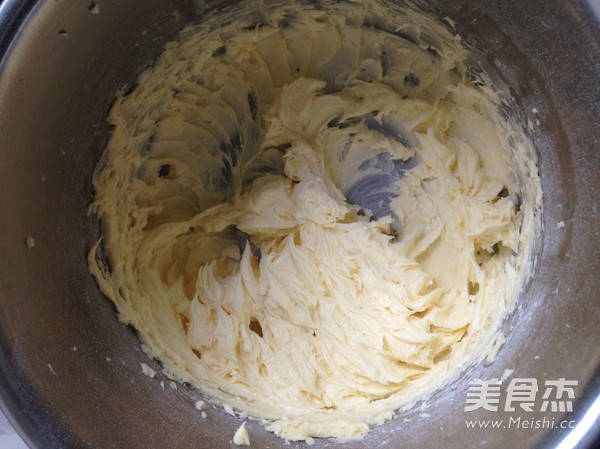 苹果蛋糕的做法步骤:2