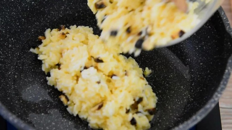 咖喱炒饭的做法步骤:7