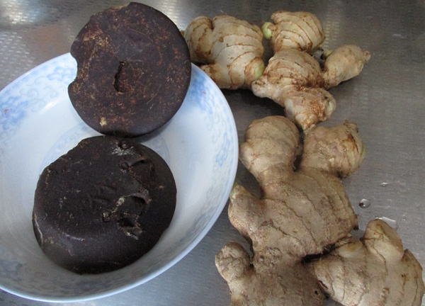 老姜红糖膏&茶的做法步骤：1