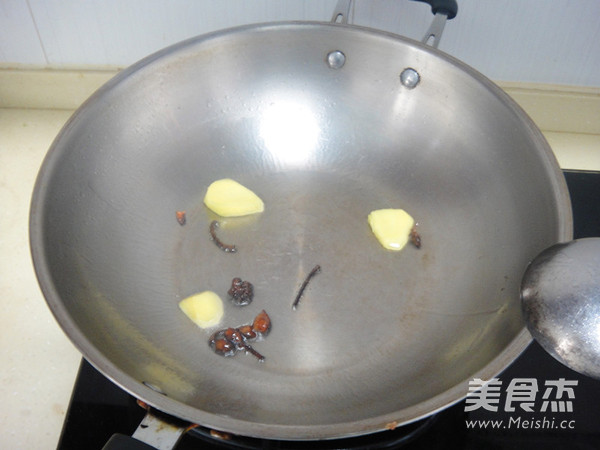 河蚌红烧肉的做法步骤:7