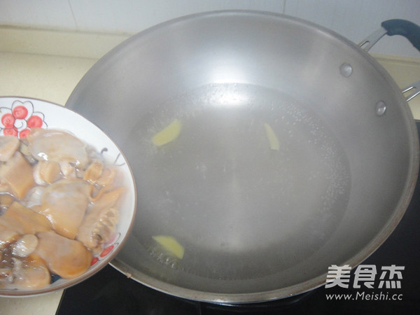 河蚌红烧肉的做法步骤:6