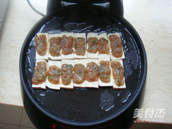 电饼铛煎豆腐的做法步骤:7