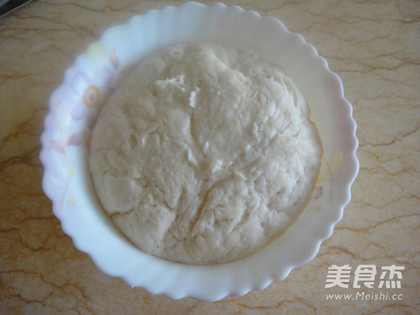 鲜肉蟹壳黄的做法步骤:3