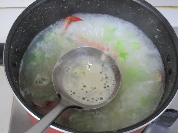 香芹海鲜泡饭的做法步骤:6
