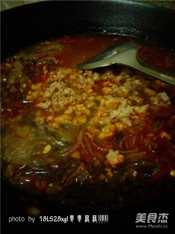 酸菜肉末煲粉条的做法步骤:11