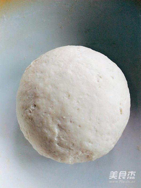 芽菜肉馅的香包子的做法步骤：5