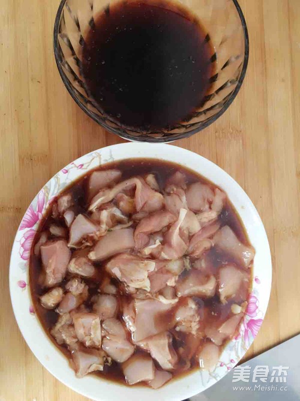 黄焖鸡米饭的做法步骤:12