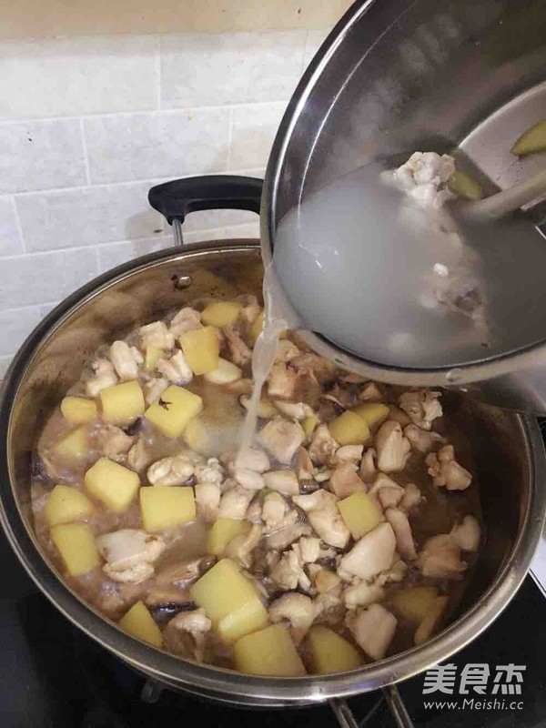 黄焖鸡米饭的做法步骤:12