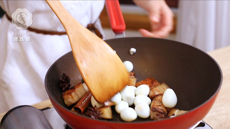 鹌鹑蛋红烧肉的做法步骤:10