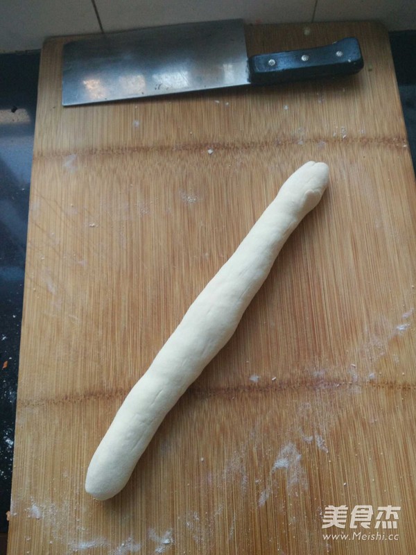 红烧肉胡萝卜包子的做法步骤：10