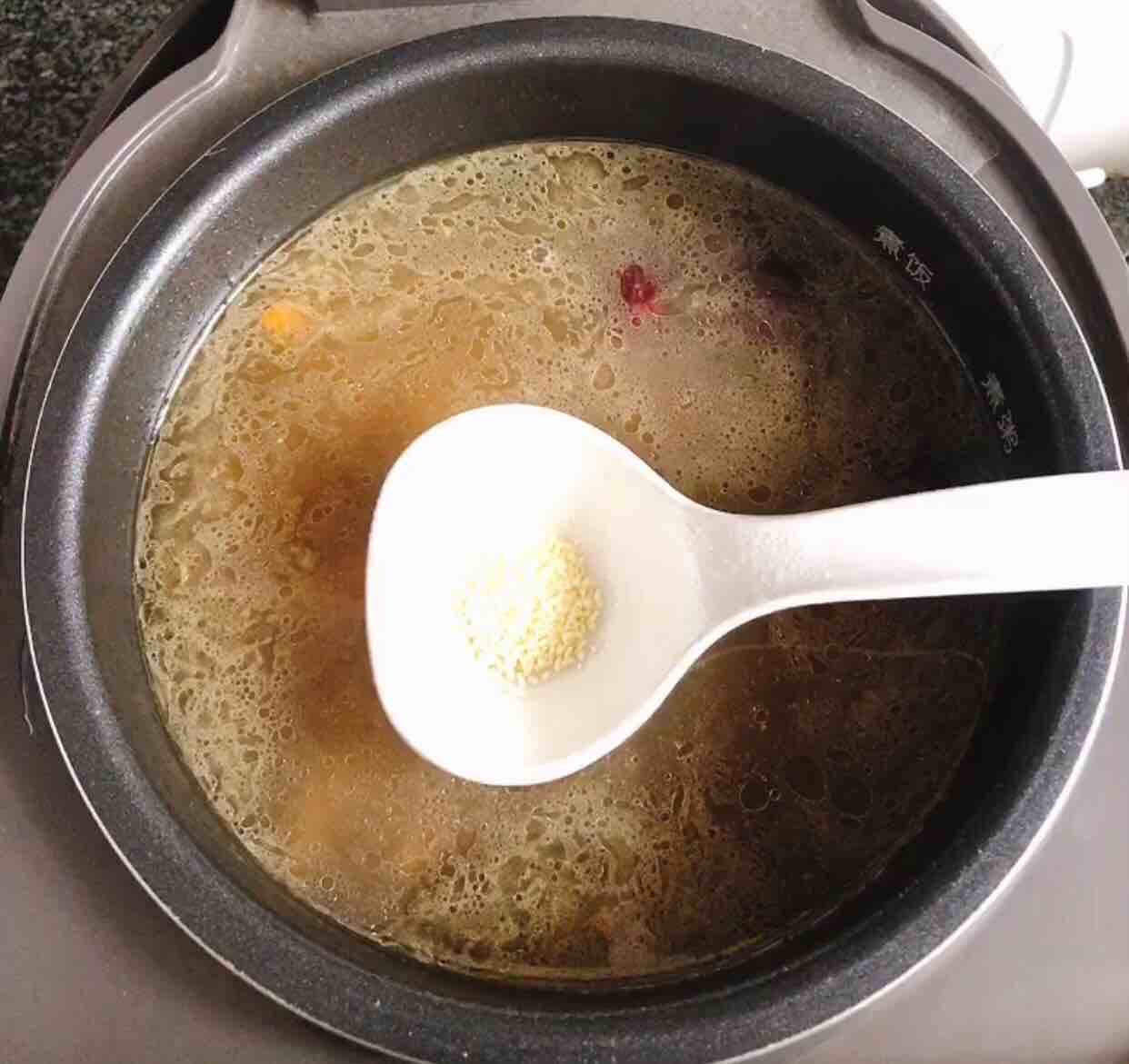 花菇鸭汤煲的做法步骤:11