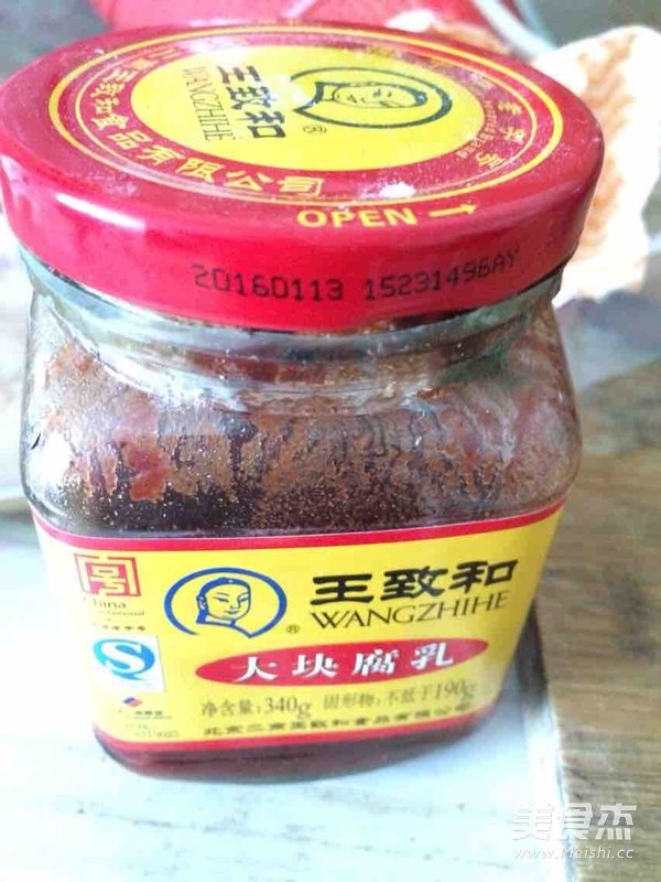 腐乳焖香鸡的做法步骤：5