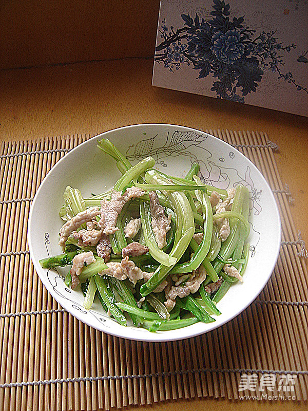 油麦菜烧肉的做法步骤:5