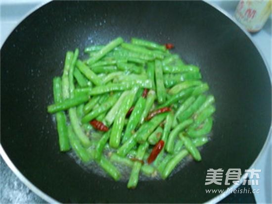 肉炒豆角的做法步骤：14