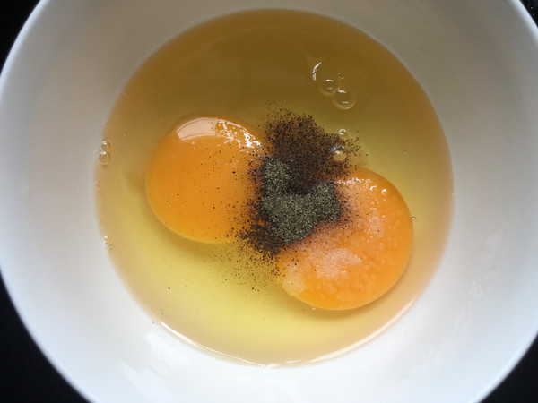 仿西瓜蛋炒饭的做法步骤:2