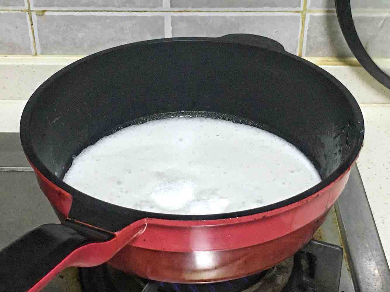 荔枝奶冻乌龙气泡饮的做法步骤:6