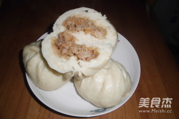 萝卜粉丝包子的做法步骤:11