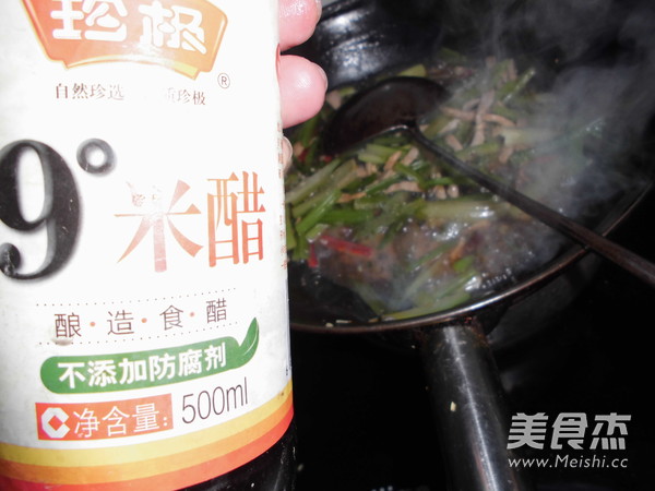 芹菜肉丝炒粉条的做法步骤：13