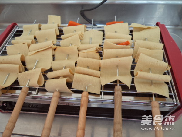 烤豆皮的做法步骤:5