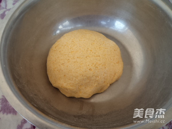 韭菜虾皮馅饽饽的做法步骤：4