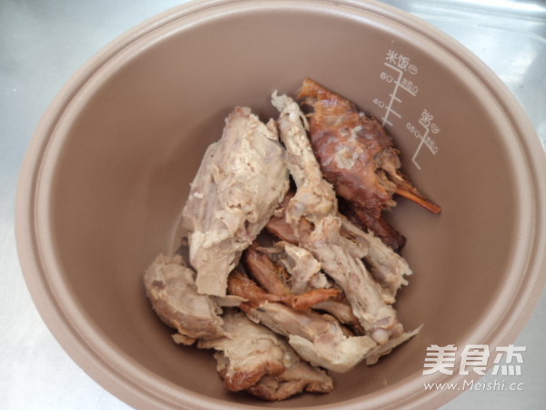 豌豆鸭骨萝卜汤的做法步骤：1